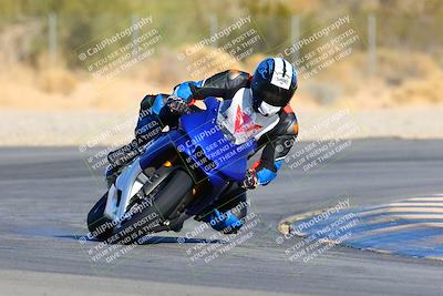 media/Jan-08-2022-SoCal Trackdays (Sat) [[1ec2777125]]/Turn 2 (150pm)/